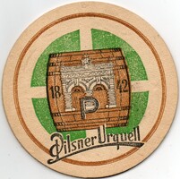 Söralátét: Pilsner Urquell sör.