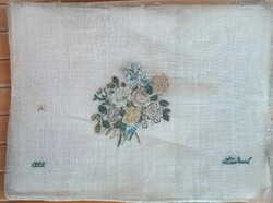 Antik jelzett tűgobelin 1840 ? 1870 ? - ből virágcsendélet