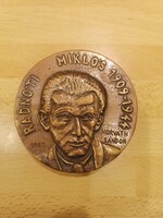 Radnóti emlék plakett