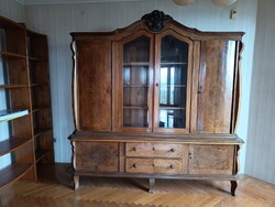 Antik vitrines szekrény
