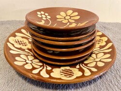 Festett-mázas kerámia (fali) tányér készlet