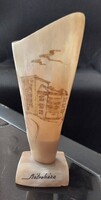 Régi vintage szaruból készült faragott  asztali dísz, Mátraháza,Galyatető emlék feliratos