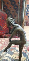 Art deco stílusú táncos hölgy bronzból. D.H.chiparus szignóval.Nagyon szépen kidolgozott. 30cm magas