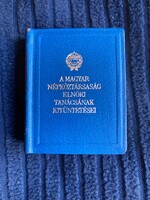 A magyar népköztársaság elnöki tanácsának kitüntetései - számozott minikönyv