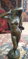 Női Akt bronz szobor. Nyújtózkodó hölgy. Nagyon szépen kidolgozott. 36 cm magas