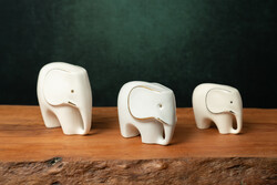 Mid century Porcelán Elefánt Család / Fehér és Arany és Ezüst / Art Deco Stílus