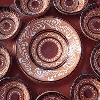 Különleges, kézzel készített, kerámia tál, dísztál, 29 cm átmérőjű