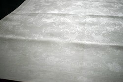 Antik selyem damaszt , angyal mintás terítő , F.J. monogramos nagy szalvéta 72 x 72 cm stoppolt