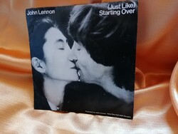 John Lenon és Yoko Ono Kiss Kiss Kiss