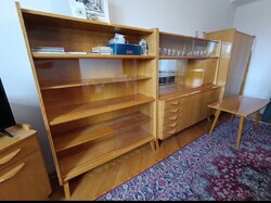 Tatra nabytok bútor garnitúra szék szekrény vitrin asztal retro csehszlovák MID century
