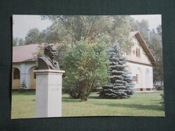 Képeslap,Mezőhegyes,Kozma Ferenc szobor,lovarda látkép,részlet,1986-