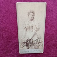 Goszleth István kemény hátú fotó(15 x 8 cm):"Fiatal hölgy" ( MARGIT)