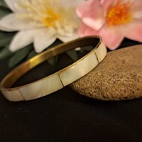 Gyöngyház és réz karkötő  0,8  cm-es