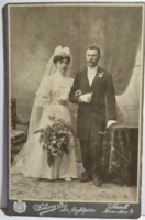 Kabinetfotó, vizitkártya - Menyasszony, vőlegény, esküvő - Zelesny Károly, (1848-1913) Pécs