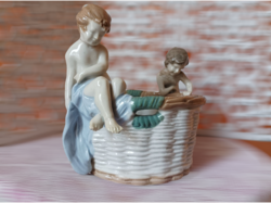 Csodaszép, antik, jelzett porcelán Amphora (Turn Tepliz?) kaspó, kosár