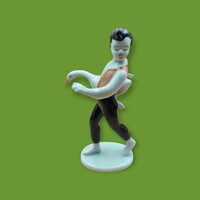 Hollóházi porcelán libatolvaj fiú
