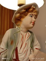 Porcelán figurális szoborpár 26 cm fiú-lány