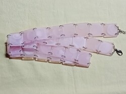 Öv 01 - műanyag 100cm női hippi korszak bizsu
