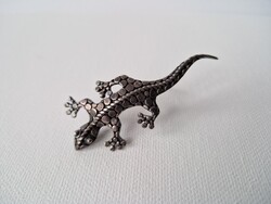 Ezüst gyík medál és bross