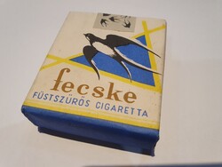 Retro régi bontatlan fecske szivarka cigaretta dohány trafikárú