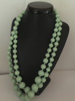 RÉGI sokszögre"préselt" 1945 előtti műanyag nyaklánc -/cseh/Halványzöld,KŰLÖNLEGES!