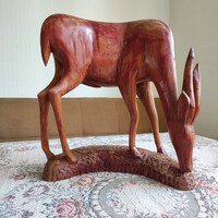 Gazella fa szobor