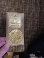 Tungsram sportnapok plakett 25 éves a felvezető gépgyár