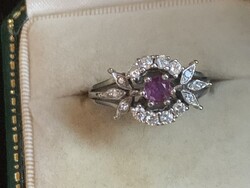 0.35ct gyémántokkal rubinnal arany gyűrű
