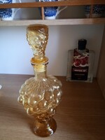 Boros uveg borostyan szinu