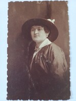 Régi fotó-képeslap Mona Lisa Fényképészetből  Budapest