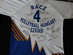 Szeged - Sport mez autogramokkal. MEDIKÉMIA röplabda magyar bajnokcsapat 1996