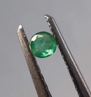 Smaragd - 0,09 ct, 2,7x1,9 mm (164-9)