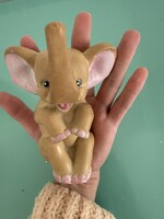 Régi gumi kiselefánt figura játék elefánt