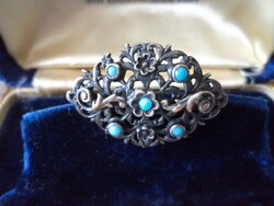 Türkizkék kövekkel diszített bizsu bross