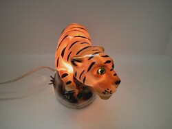 Retró tigris porcelán hangulat lámpa, 23,8 cm