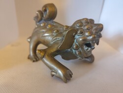 Régi kínai Fo-kutya (foo dog) réz figura, szobor.