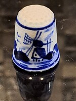 Delft kék körpanorámás porcelán gyűszű