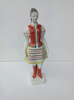 J. Seregély Márta Hollóházi porcelán Magyar népviseletes lány