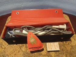 Retro zsírúj szovjet úti vasaló gallérvasaló dobozában szocreál kádár pipere cccp a3