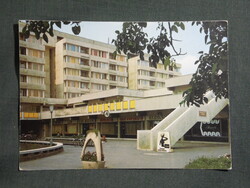 Képeslap,Szentes,Szolgáltatóház látkép,részlet, 1976-