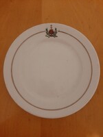 Hüttl Tivadar porcelántányér