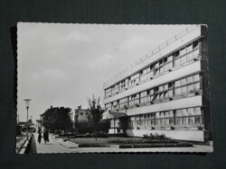 Képeslap,Szolnok,kollégium,iskola látkép,részlet, 1966-