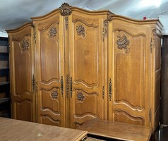 4 ajtós neobarokk stílusú tölgyfa ruhás, - gardrób szekrény