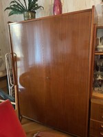 Tatra Nabytok kétajtós akasztós szekrény