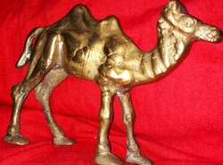 Gyönyörű ANTIK súlyos tömör réz TEVE figura szobor asztali polcdísz 16 x 12 cm a képek szerint