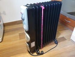 Újszerű rowi 2900 wattos időzítős ventilátoros olajradiátor fűtőtest