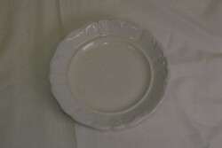 Zsolnay fehér porcelán lapos tányér A229