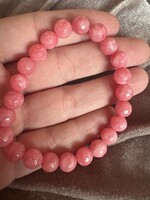 Gyönyörű jáde rózsaszín karkötő,gumis