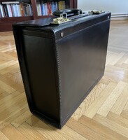 Bőr pilótatáska, koffer