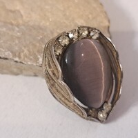 Macskaszem köves bross 3 cm-es